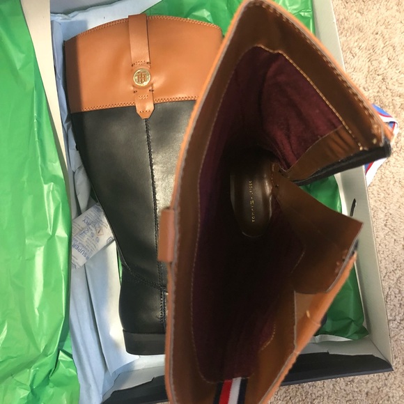 Tommy Hilfiger boots - Picture 4 of 8